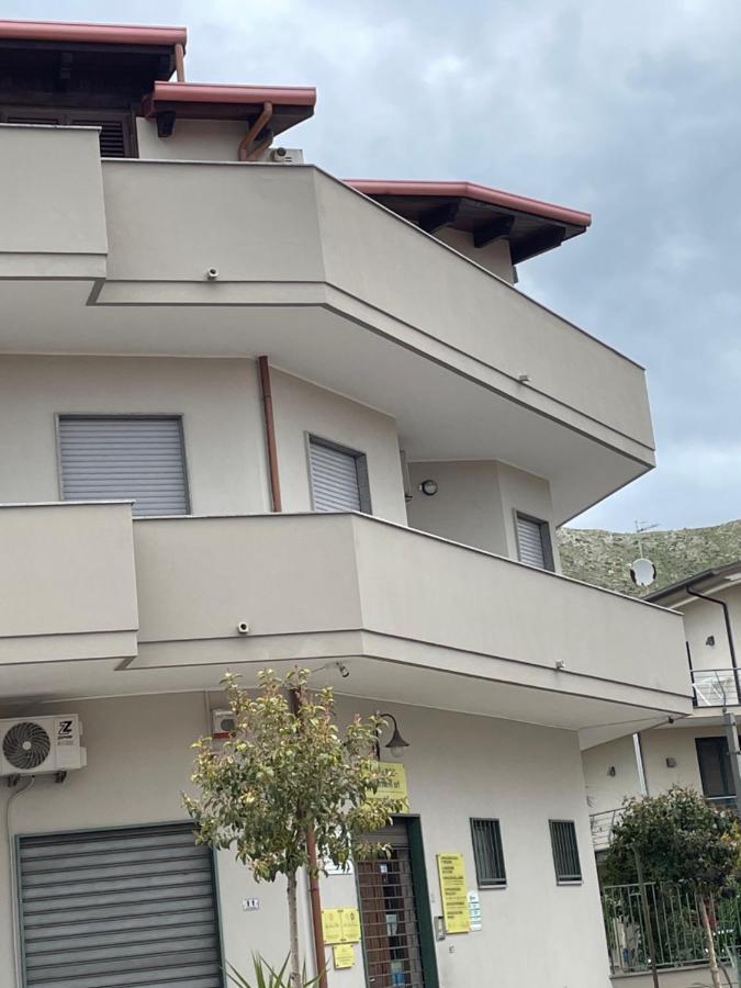 Casa San Francesco Apartment Mondragone Exterior foto