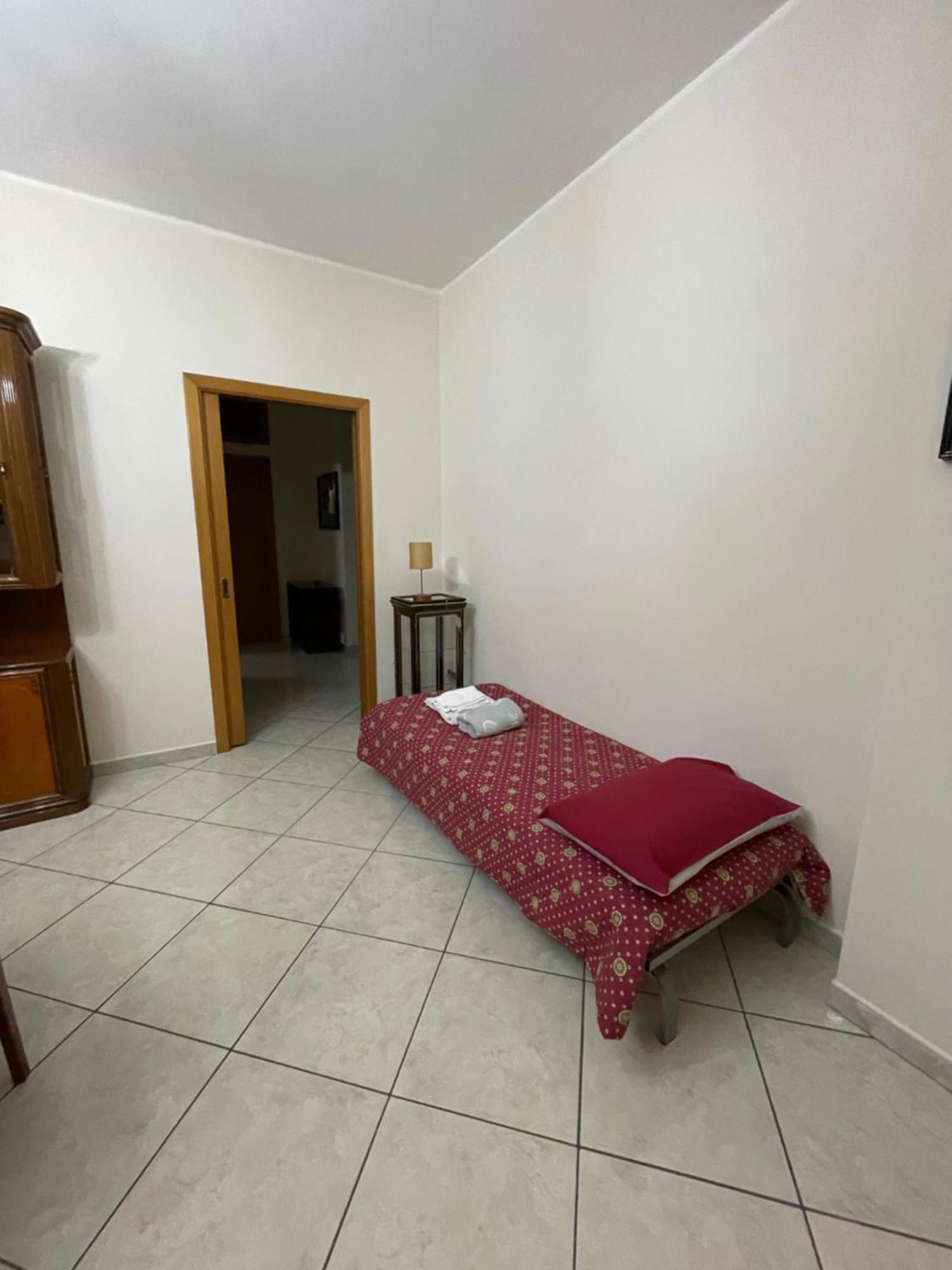 Casa San Francesco Apartment Mondragone Exterior foto